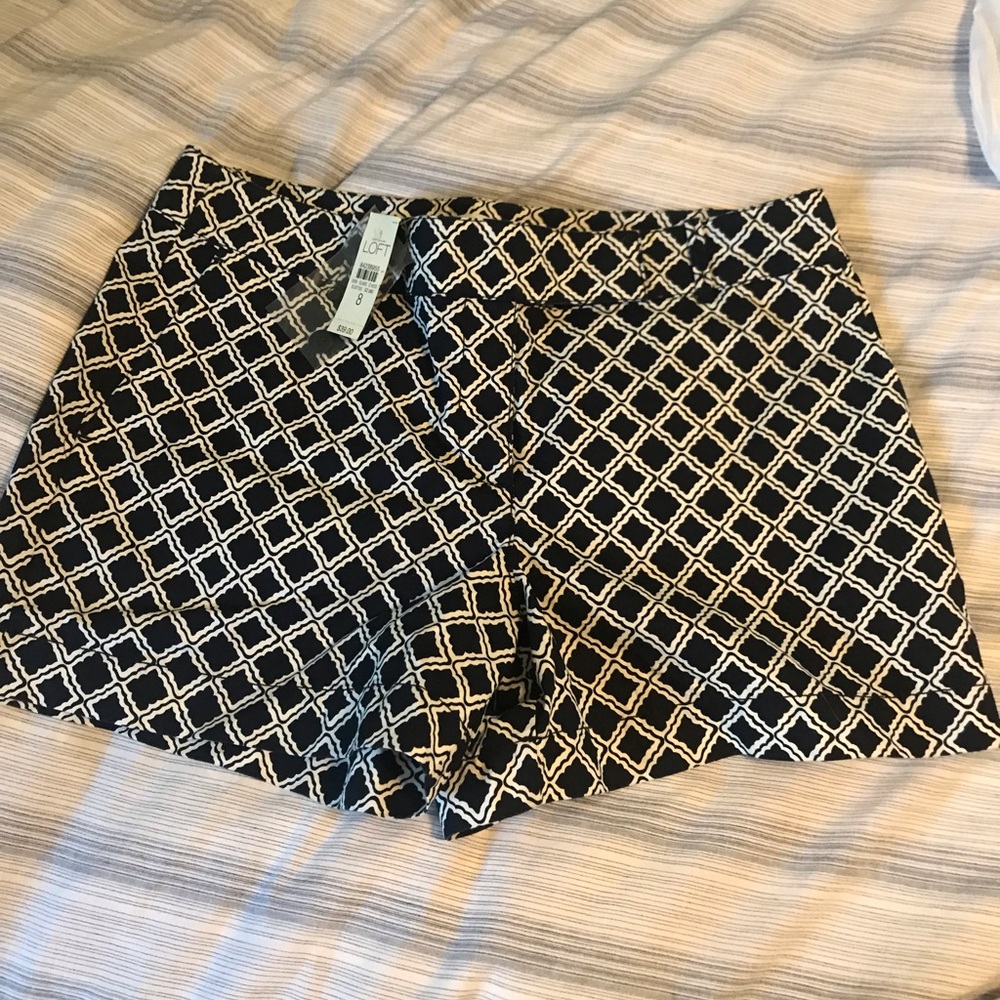 ❤️NWT LOFT shorts-navy and white! ❤️